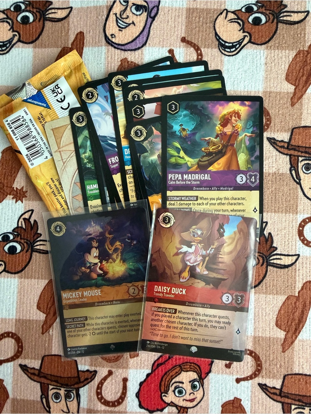 Disney Lorcana Wilds Unknown - Daisy Duck Epic and Lot